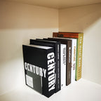 ClearView - Elegant L-shaped Acrylic Bookstand