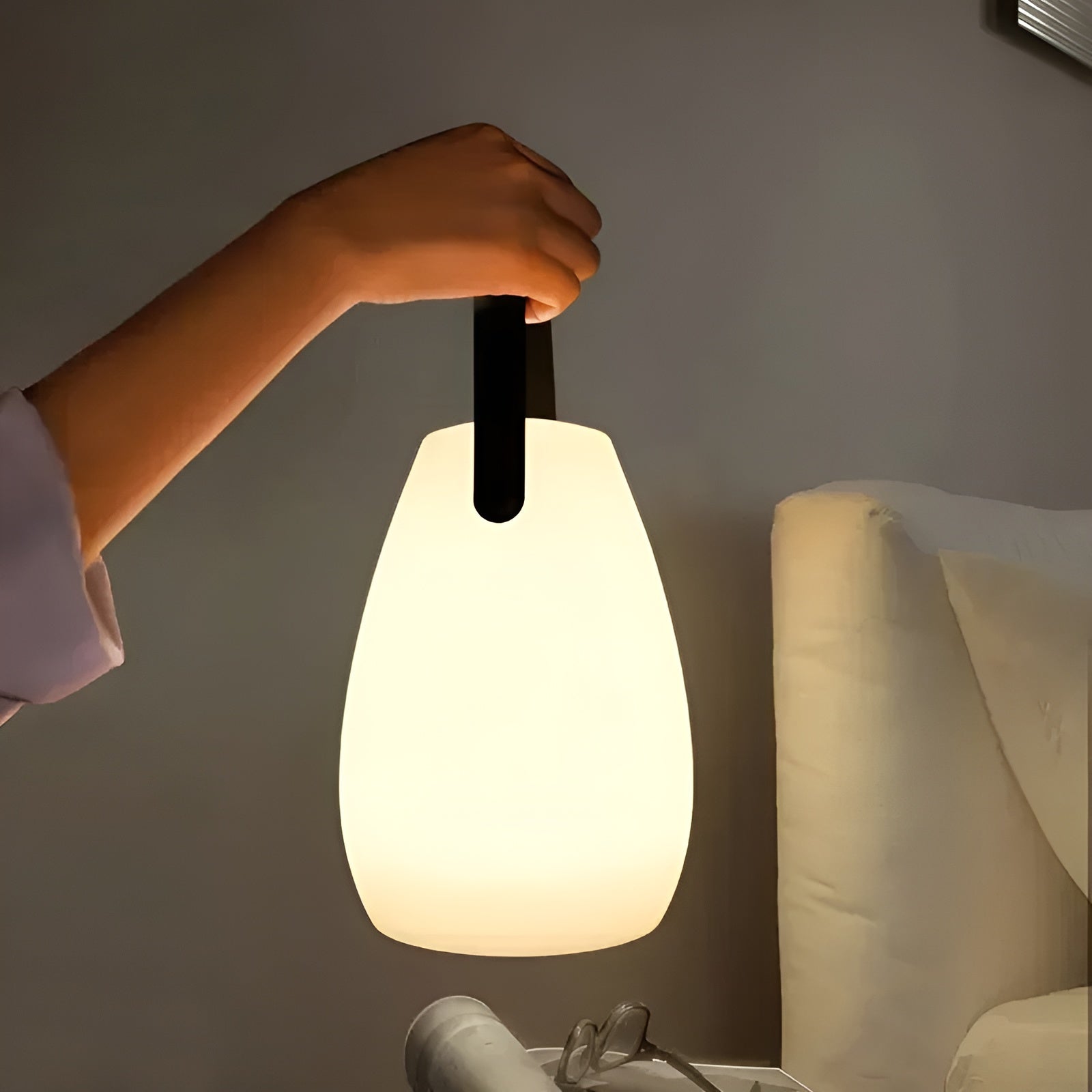 Wireless LED Table Lamp – Waterproof, Rechargeable and 16 Colors
