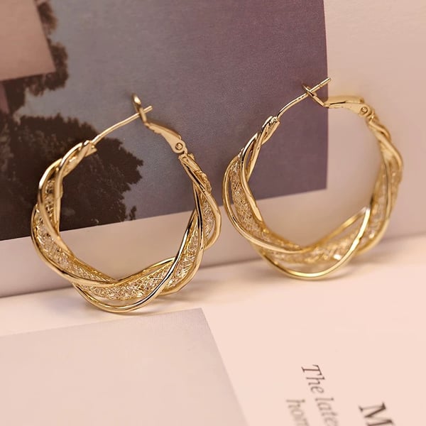 Elegant Gold Colored Twisted Hoop Earrings with Mesh Pattern