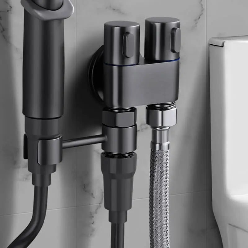 Double control valve made of brass – Water supply with matte black finish