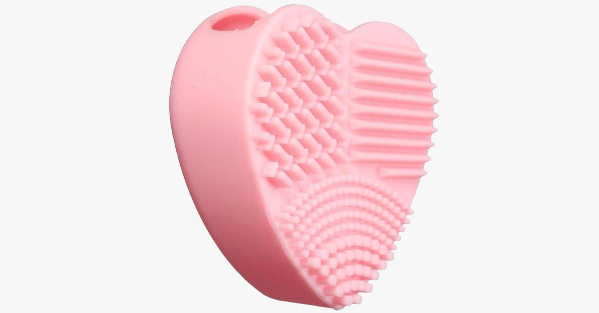 Heart-Shaped Silicone Cosmetic Brush Cleaner Plate Convenient and Easy to Use - Cleans Your Brushes Gently!