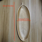 LeafWood – Elegant Wooden Tray in Leaf Shape