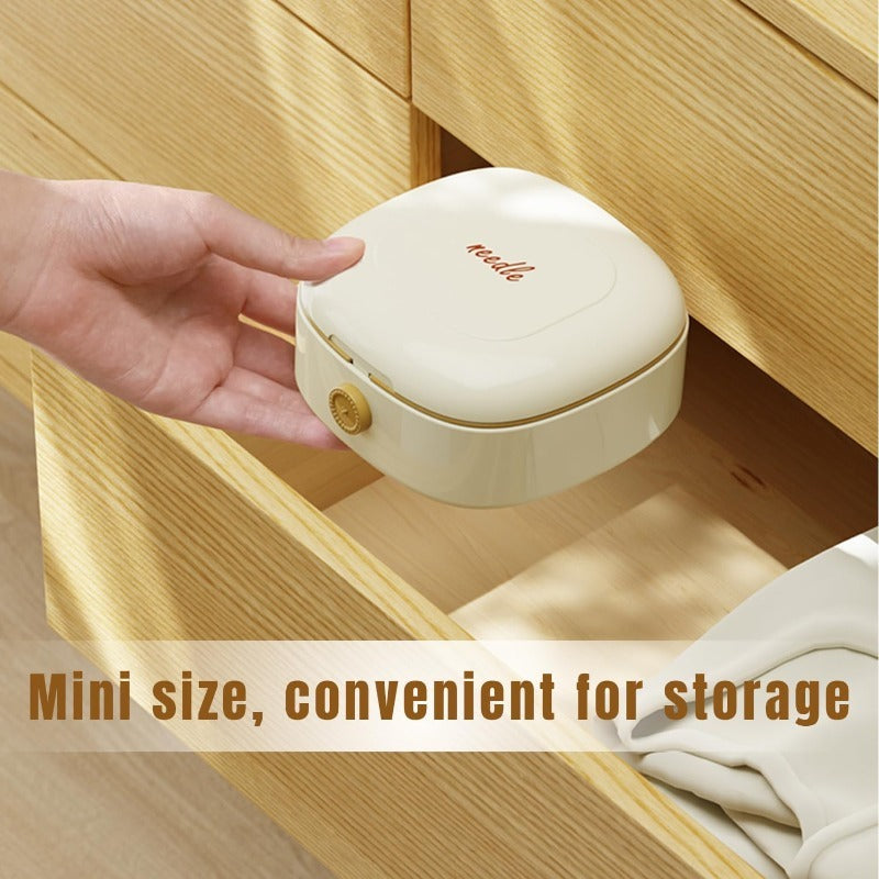 Magnetic Two-Layer Sewing Kit
