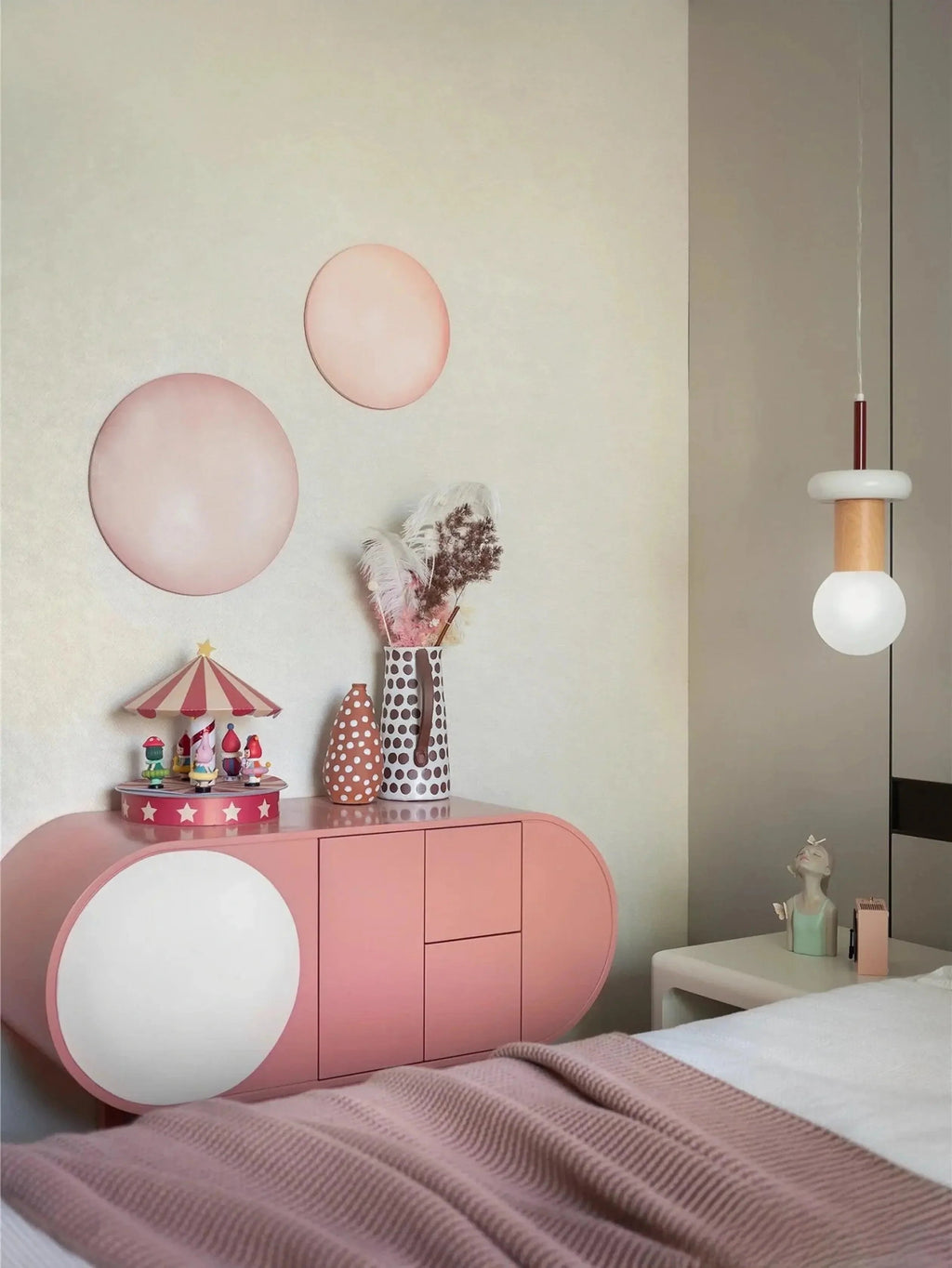 Chandelier in geometric shape
