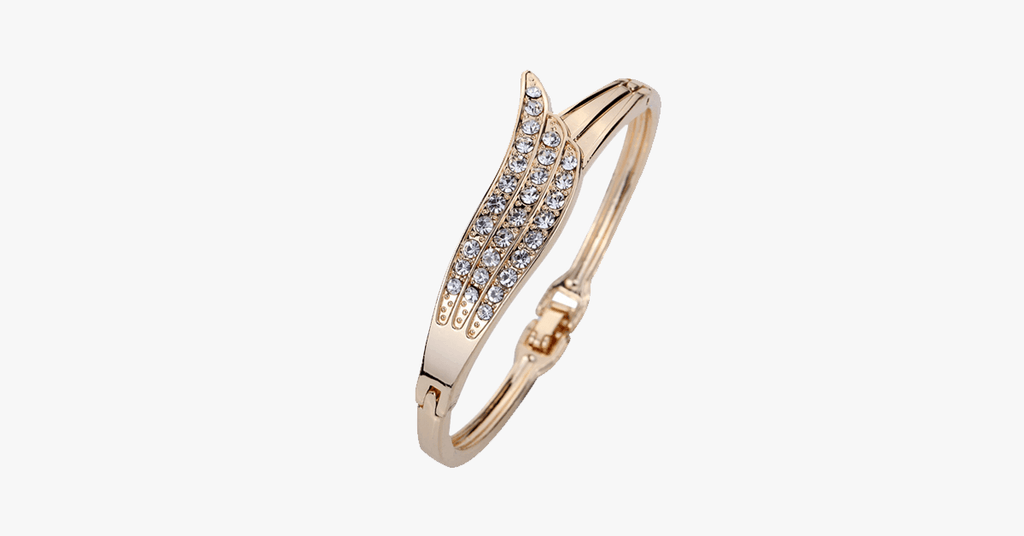 Angel Wing Bracelet - Perfect for special occasions