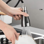 Pull-out splash-proof kitchen faucet