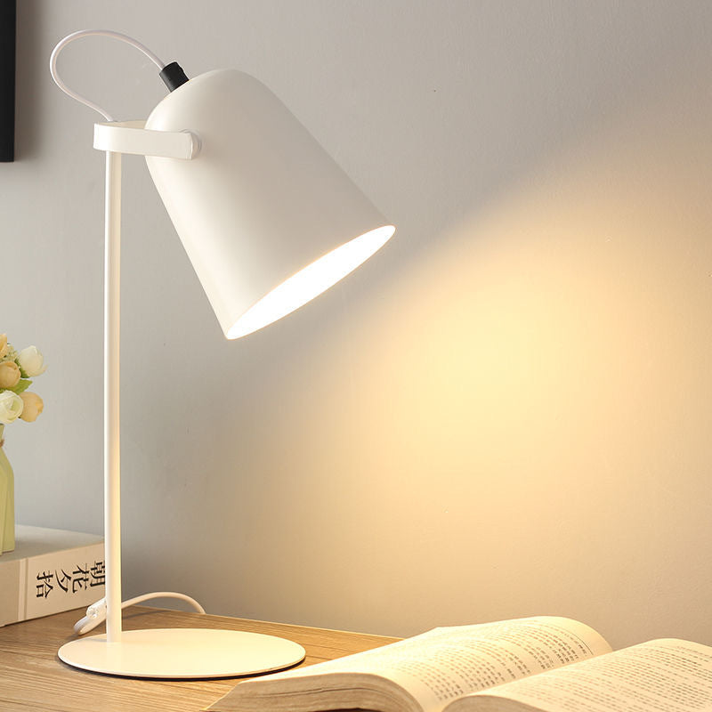 Creative Nordic Style Children's Eye-Friendly Desk Lamp