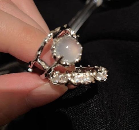 Niche Design Zirconia Open Ring