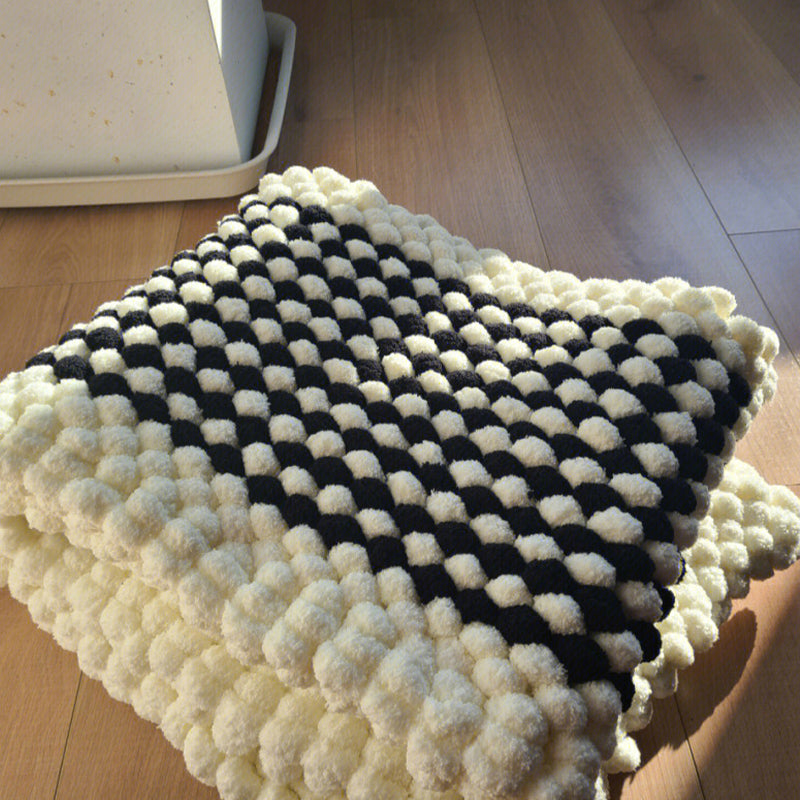 DIYWool - Durable, soft wool with vibrant colors for every season