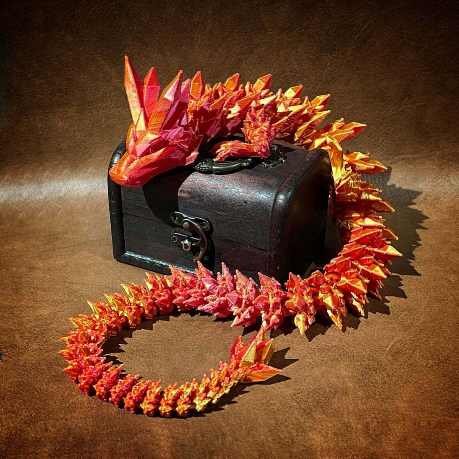 3D-Drachenei mit beweglichem Drachen – lebensmittelecht