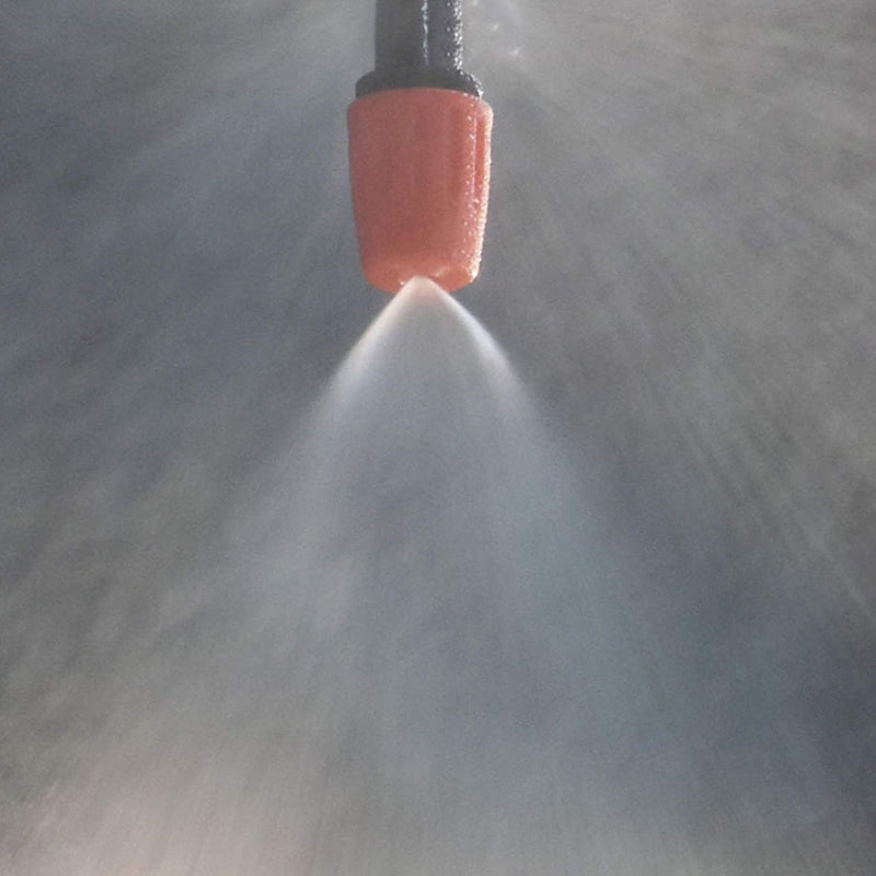 Single port adjustable spray nozzle