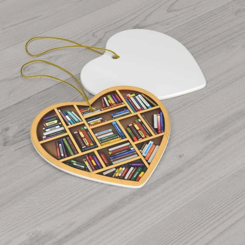 Cute Heart-Shaped Bookshelf Decoration