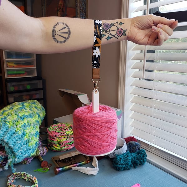 FiberDock Tangle Free Knitting