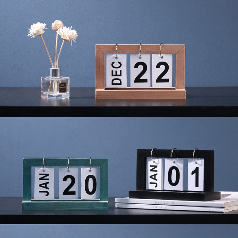 Dutch Teak Wood Desktop Calendar