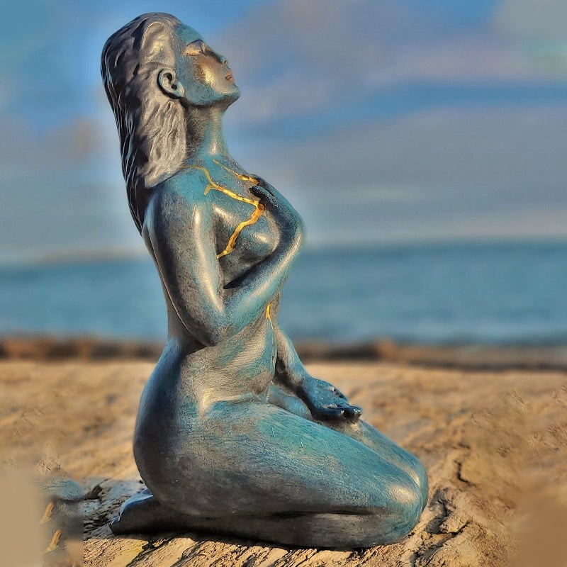 Resin figure "Goddess of Healing"