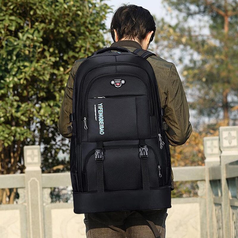 Backpack for mountaineering