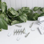 Self-tapping screws cabinet laminate support