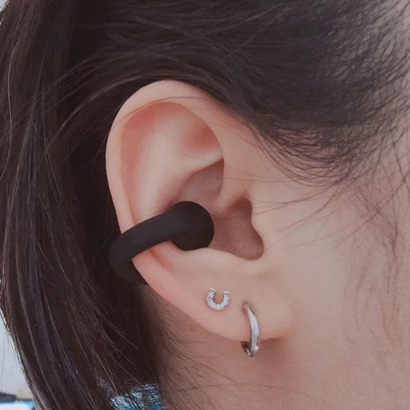 Bone conduction headphones with clip for the ear, wireless