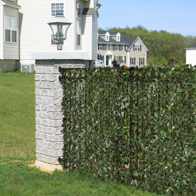 Expandable artificial privacy fence