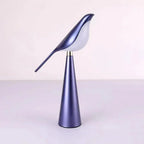 Serene Magpie Light