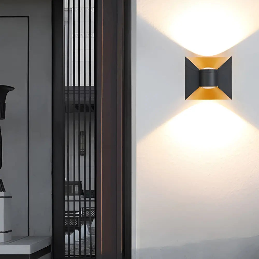 SunbeamAura - Minimalist Wall Light