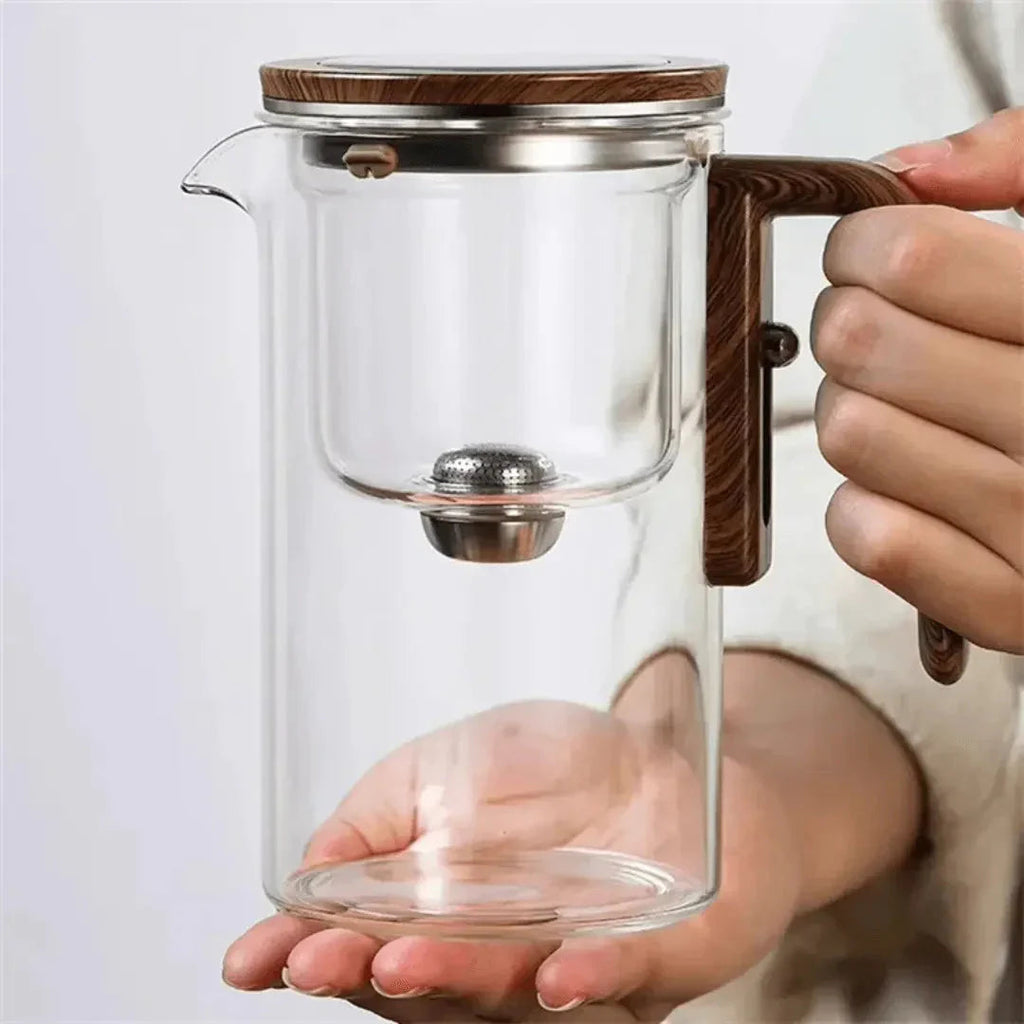 Elegant Teapot Made of Glass with Wooden Handle – Transparent Teapot for Tea Enjoyment