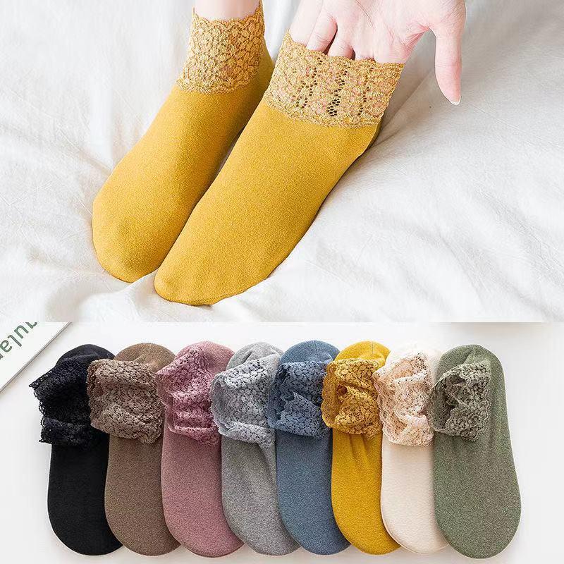 New warm socks with stylish lace
