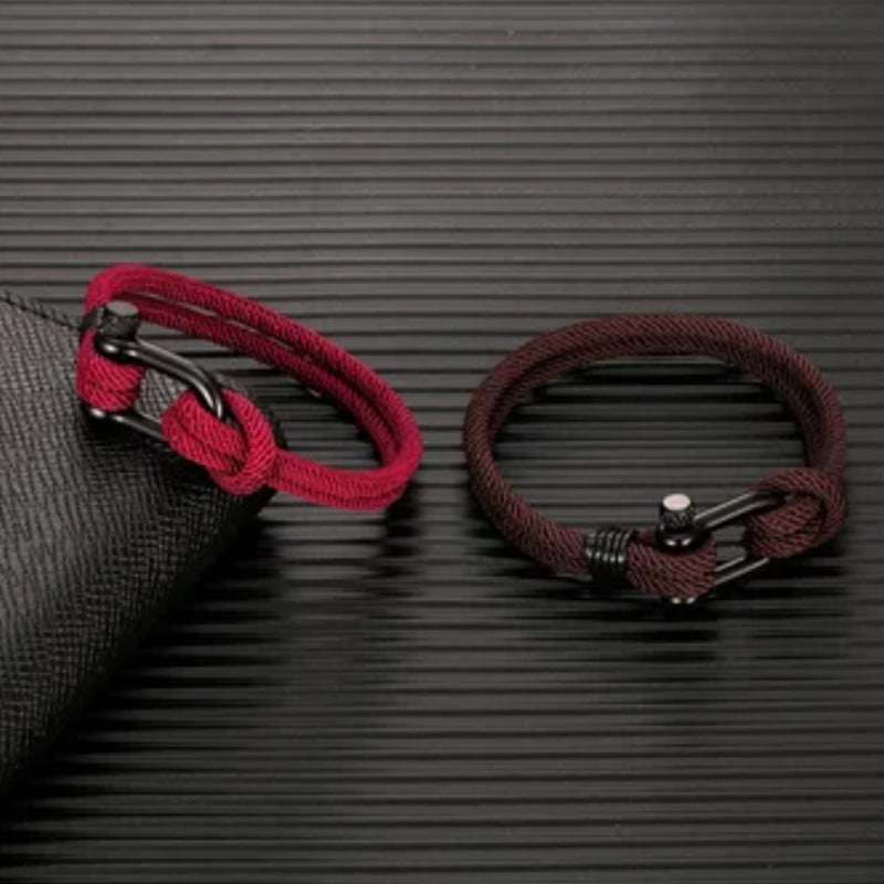 U-shaped buckle nylon braided bracelet