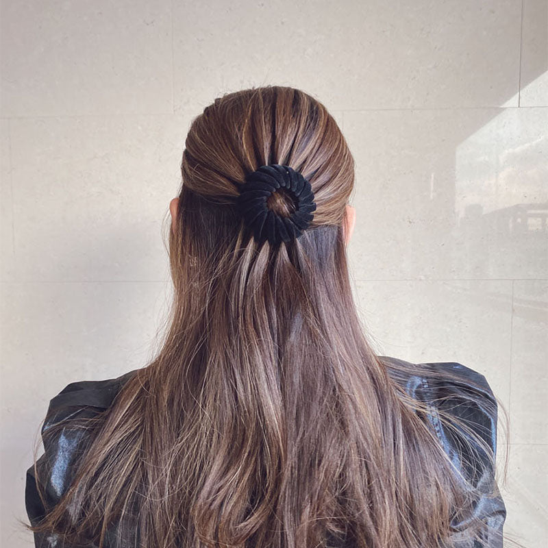 Lazy Bird's Nest Flat Hairpin