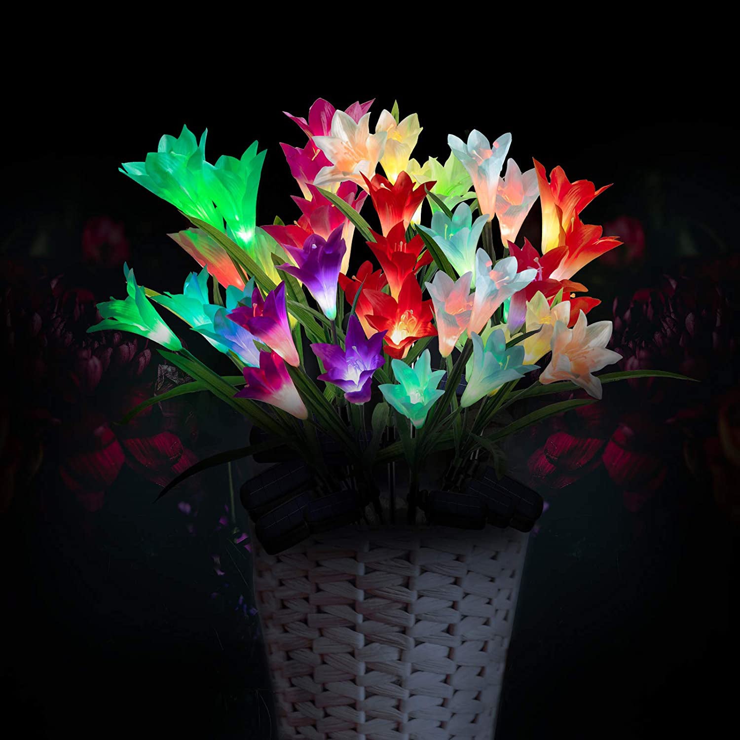 4-pack: Solar garden lights with color change and 16 larger lily flowers