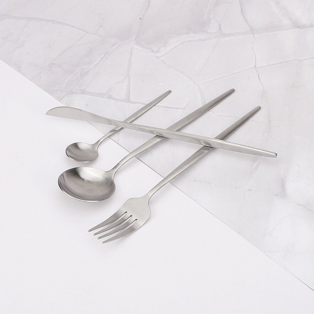 Modern Silver Cutlery Utensil Set