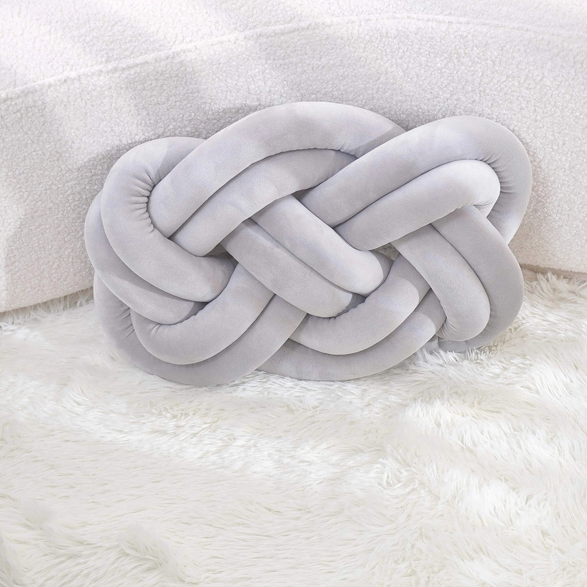 Decorative Cushion | Knotted Geometric Design | Washable Polyester | 40×30 cm