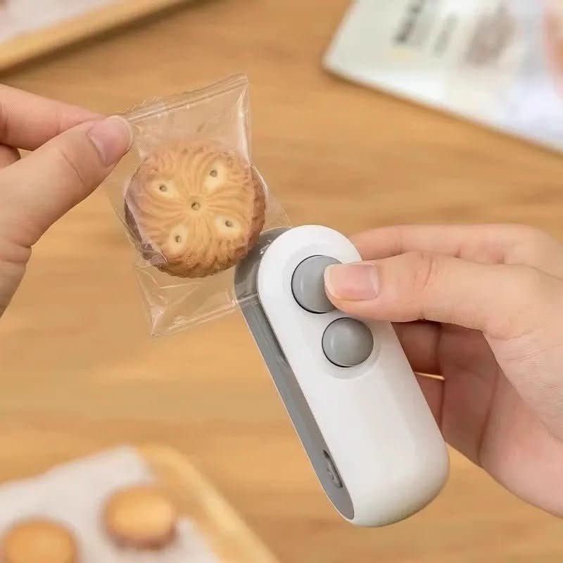 Manual pocket sealer for fresh food
