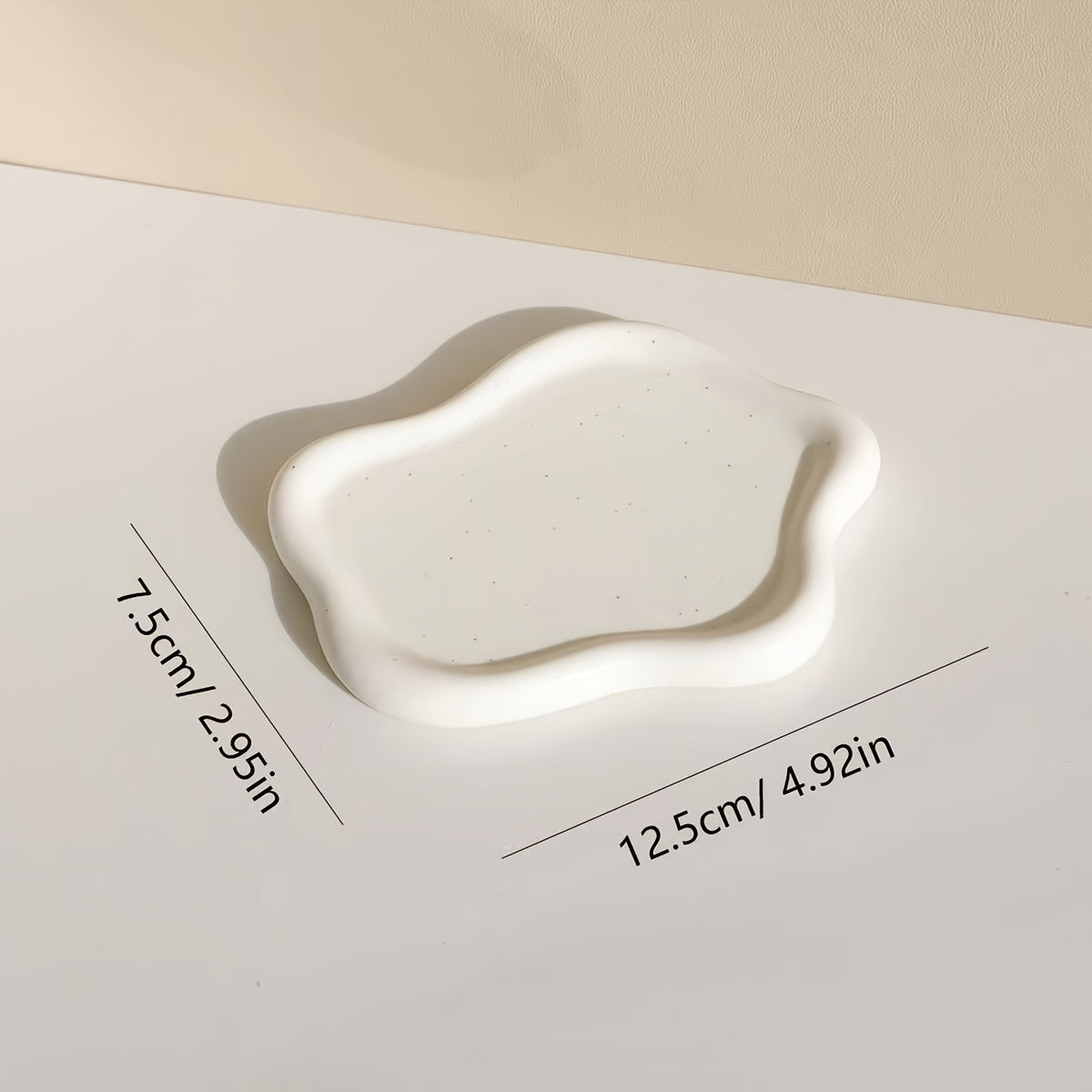 CloudTray - Playful Ceramic Jewelry Tray for Stylish Organization