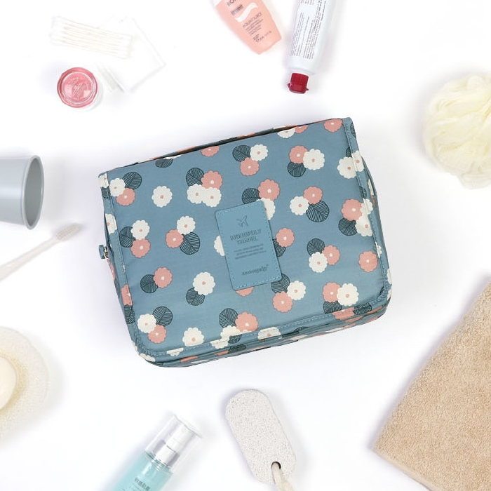 TravelEase – Water-Resistant Travel Toiletry Bag with Hanging Hook
