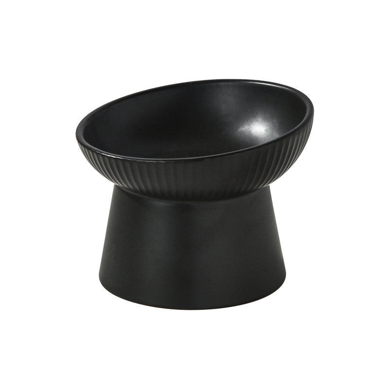 The sloping design makes eating comfortable!