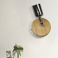 Head-shaped metal wall lamp Lodge 1 light living room wall-mounted fixture with round wooden backplate in silver/gold