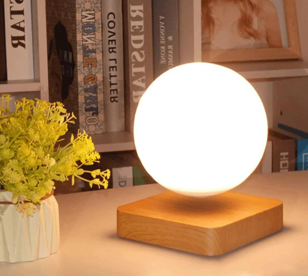 Magnetically Levitated Lunar Lamp