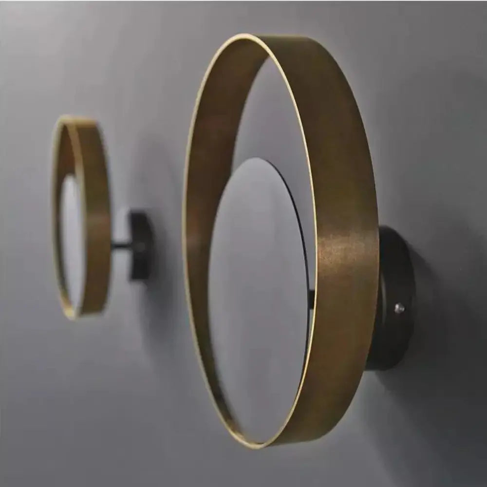 HaloBright - Elegant Wall Lamp