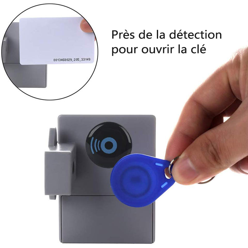 Intelligent lock for cabinet