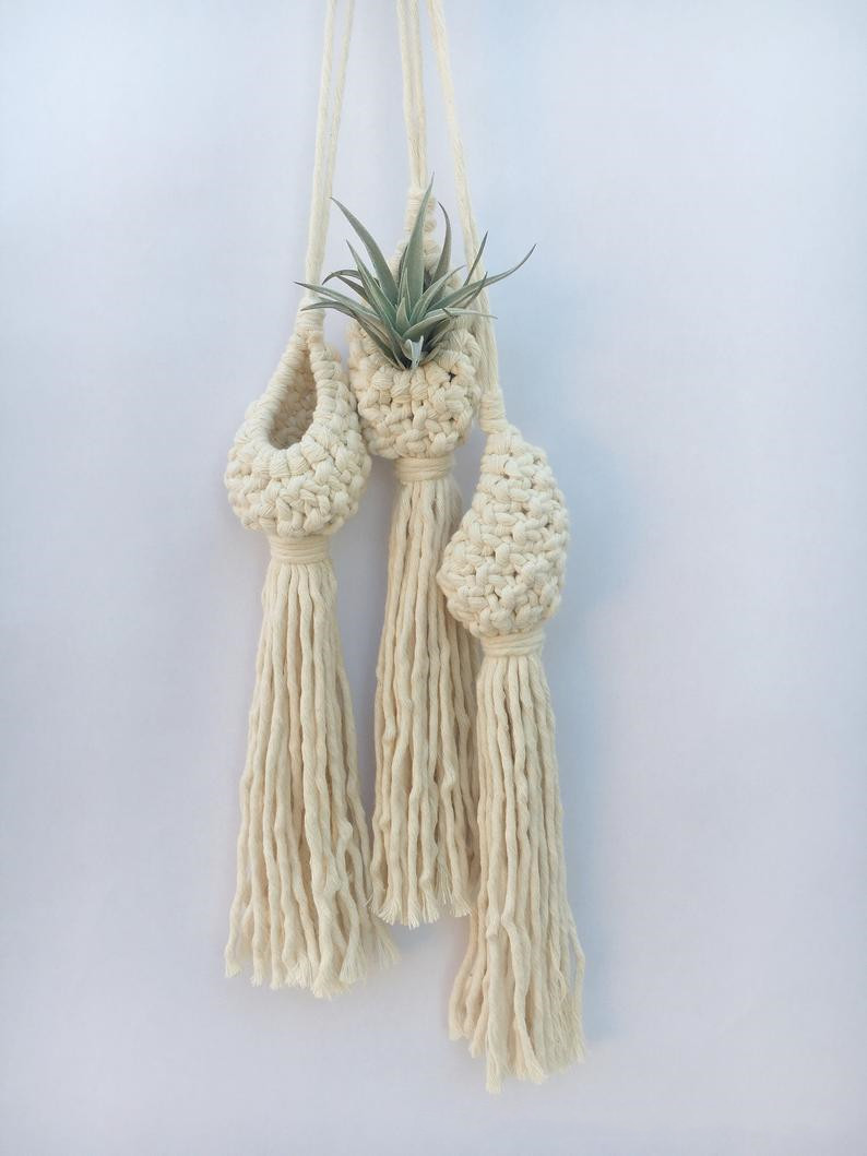 Handmade Macrame Plant Hanger – Decorative Suspension for Plants in Boho Style