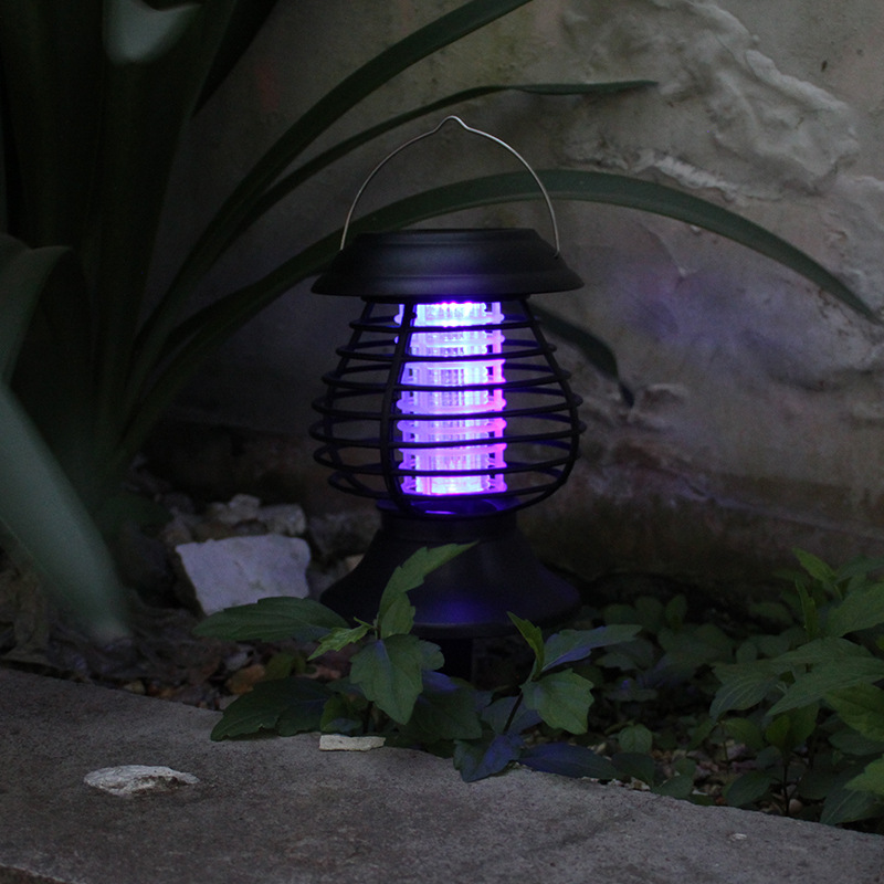 Solar Insect Defense Lamp with LED Light – Effective Mosquito Control for the Garden