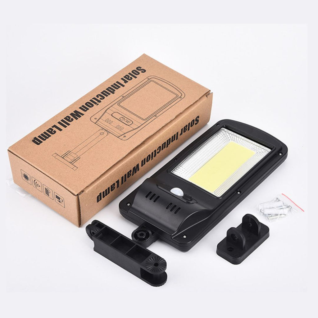 Solar Street Light with 4000 Lumens (Clearance Sale)