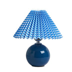 Nordic minimalist 1-light table lamp made of ceramic with pleats