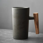 ScandiSip Ceramic Mug – Minimalistic Scandinavian Design with Wooden Handle