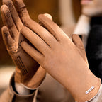 Cold-resistant suede gloves