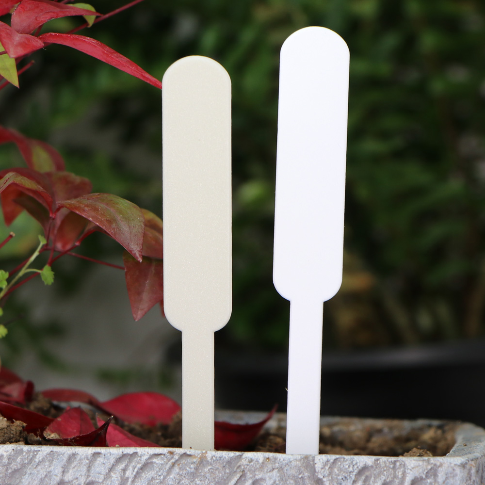 Colorful Plant Markers Made of Plastic – Weatherproof & Rewritable