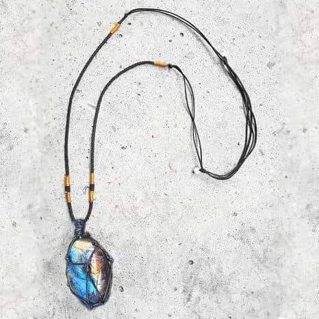 Dragonheart Labradorite Necklace – Mystical and Energizing Jewelry for Personal Power