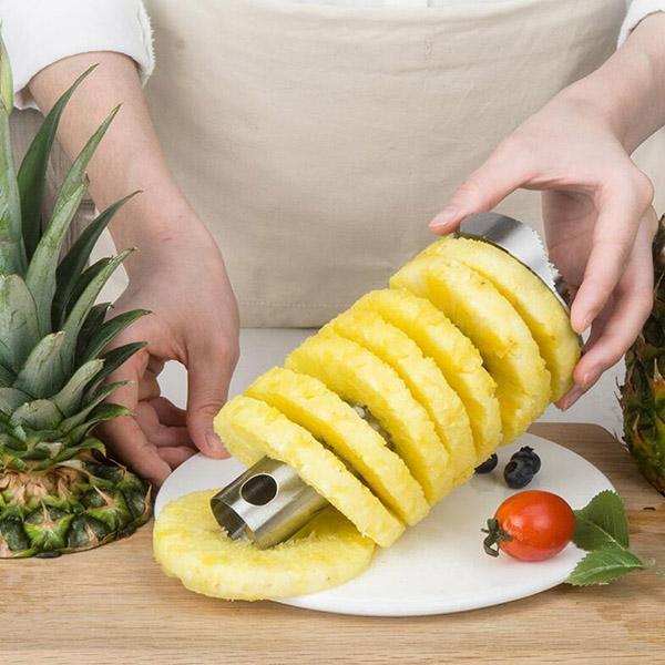 Pineapple peeler made of stainless steel
