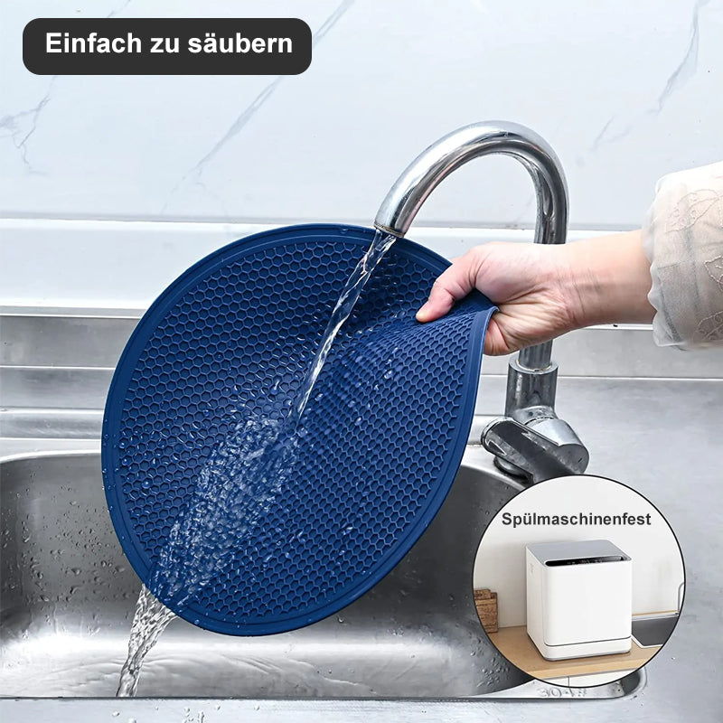 Multi-purpose silicone microwave mat